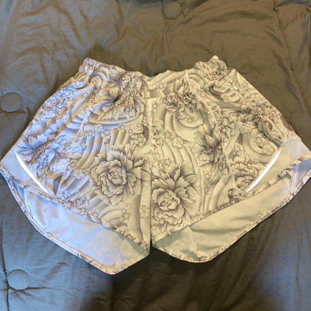 White and grey flower lulu shorts size 4 long